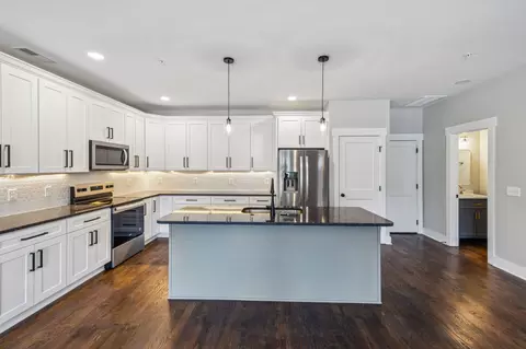 137 Crockett Hills Ln, Ashland City, TN 37015