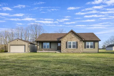 190 Mai Ridge Ln, Lafayette, TN 37083
