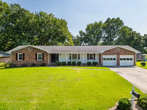 416 NE Springhill Dr, Cleveland, TN 37312