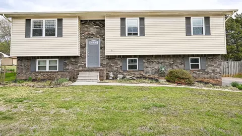 123 NW Leaf Dr, Cleveland, TN 37312