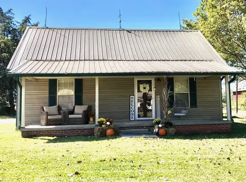 494 SE Ladd Springs Rd, Cleveland, TN 37323