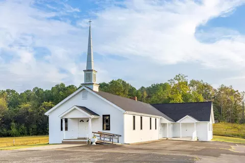 1323 Cedar Springs Rd, Athens, TN 37303
