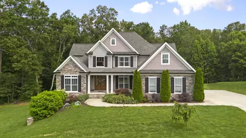 528 Keystone Dr NE, Cleveland, TN 37312