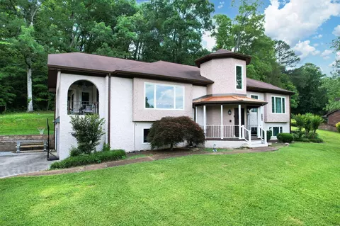 450 Hunt Cliff Dr NW, Cleveland, TN 37311