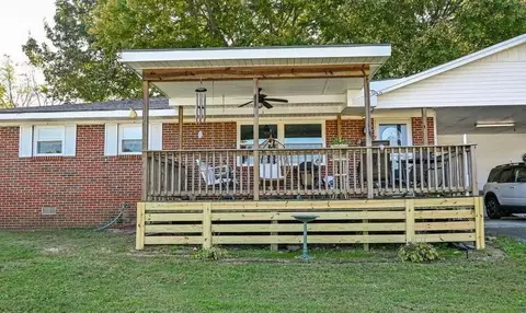2705 Mountain View Dr SE, Cleveland, TN 37323