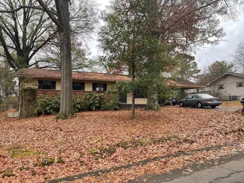 915 Haywood Dr NW, Cleveland, TN 37312