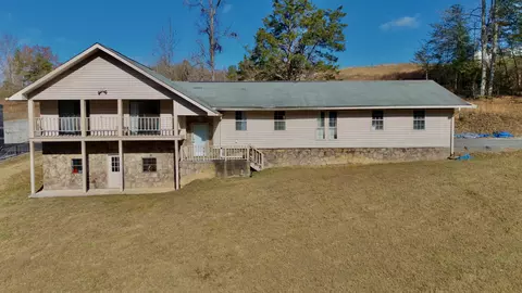 341 White Oak Rd, Dayton, TN 37321