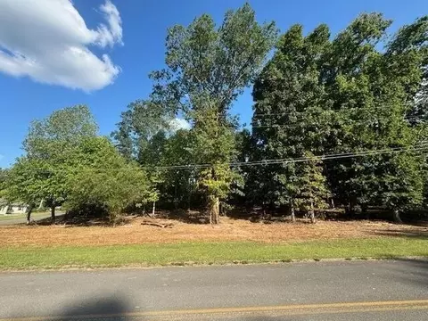 74 Hickory Hills Dr, Cleveland, TN 37312