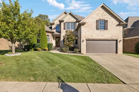 8018 Fenwick Ln, Spring Hill, TN 37174