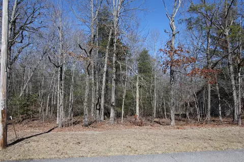 123 Windsor Rd, Crossville, TN 38558