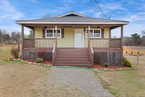 2097 Mcentire Cir, Chatsworth, GA 30705