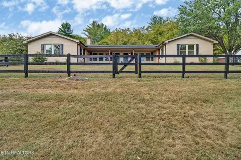 715 N Murray St, Gainesboro, TN 38562
