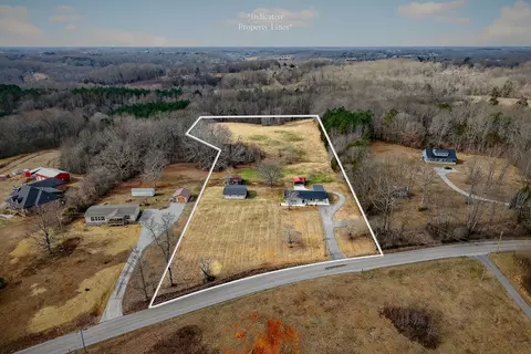 1277 Bluff Springs Rd, Mcminnville, TN 37110