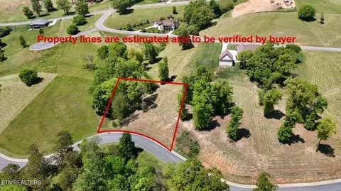 2069 Edgewater Sounds, Morristown, TN 37814
