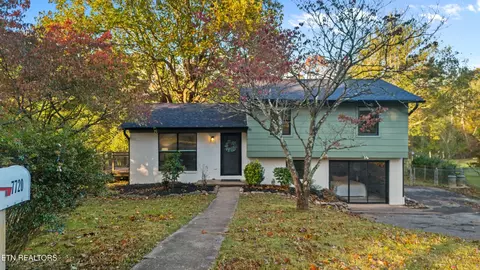 7720 W Sesame Ln, Knoxville, TN 37938