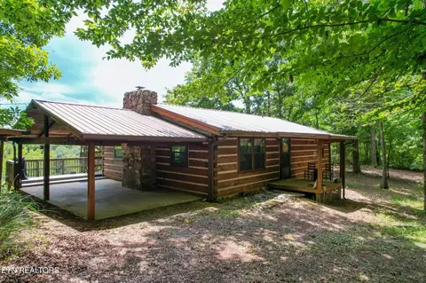 3055 Pates Hill Rd, Mosheim, TN 37818