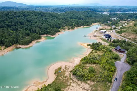 12 Bay View Pt, Sevierville, TN 37876 photo 11