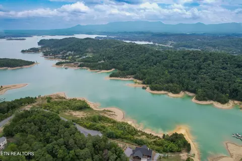 12 Bay View Pt, Sevierville, TN 37876 photo 14