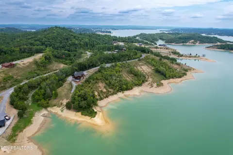12 Bay View Pt, Sevierville, TN 37876 photo 4