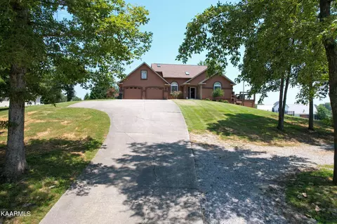 595 Bonne Vista Dr, White Pine, TN 37890