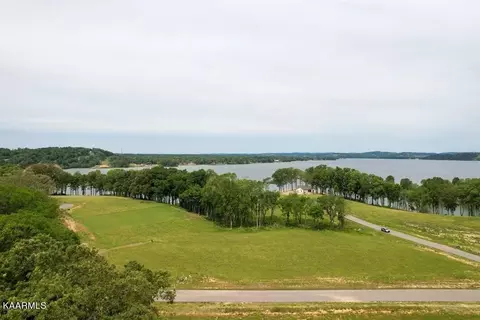 48 Sunset Blvd, White Pine, TN 37890