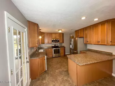 6780 Colgate Dr, Talbott, TN 37877 photo 12