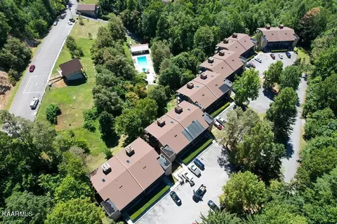 1081 Cove Rd #713, Sevierville, TN 37876