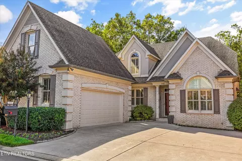 1115 Highgrove Garden Way, Knoxville, TN 37922