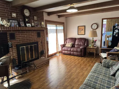 Living - 205 Mary Sharp Dr, Decherd, TN 37324 photo 2 of 2