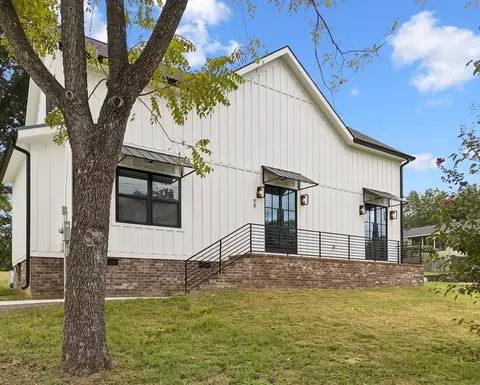 98 Caldwell Dr, Columbia, TN 38401