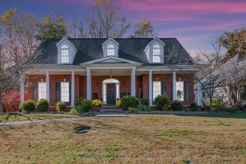 1026 S Ridge Trl, Clarksville, TN 37043