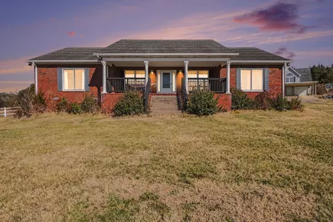 195 Holmes Gap Rd, Alexandria, TN 37012