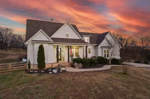 Exterior - 1677 Blackburn Ln, Spring Hill, TN 37174 photo 2 of 21