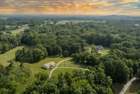 2300 Lee Rd, Spring Hill, TN 37174