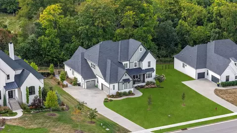 1852 Traditions Cir, Brentwood, TN 37027