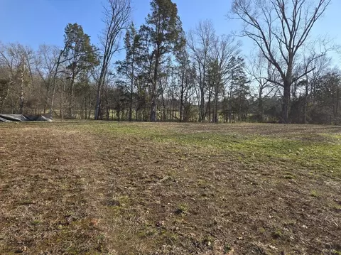 Exterior - 4302 Oswin Dr, Murfreesboro, TN 37129 photo 3 of 4