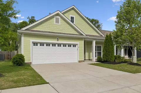 220 Hermitage Point Dr, Hermitage, TN 37076