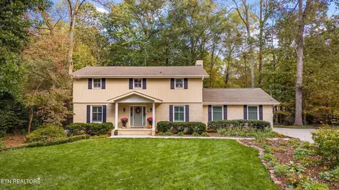 300 Corby Ln, Knoxville, TN 37934