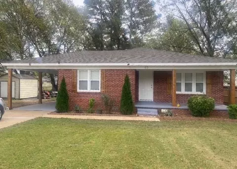 45 Oak St, Savannah, TN 38372