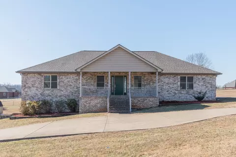 1010 Wood Glen Ct, Greenbrier, TN 37073