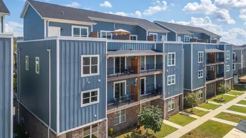 1047 Montague Pl, Chattanooga, TN 37408