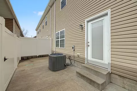 Exterior - 237 Rowlette Cir #237, Murfreesboro, TN 37127 photo 2 of 3