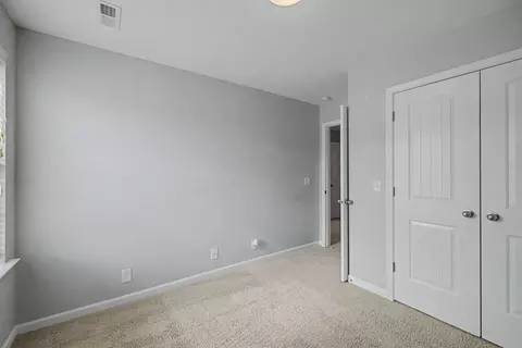 Bedroom - 237 Rowlette Cir #237, Murfreesboro, TN 37127 photo 7 of 7