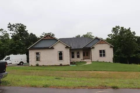 1534 Buck Ridge Ct, Cunningham, TN 37052