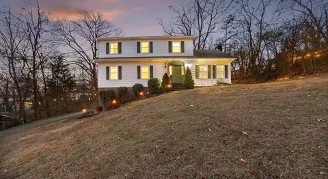 6321 Ridge Lake Rd, Hixson, TN 37343