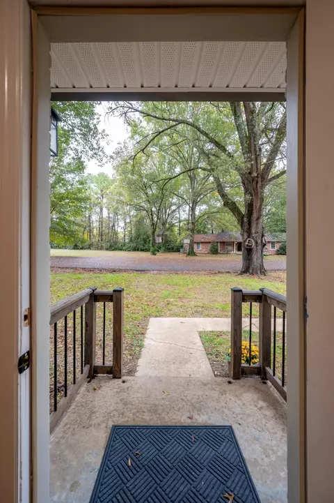 Exterior - 113 Pine Circle Dr, Franklin, TN 37069 photo 2 of 4