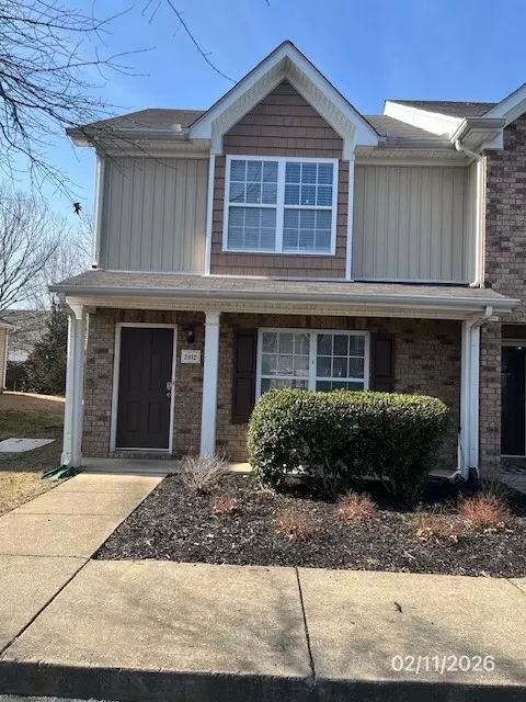 2012 Victory Gallop Ln, Murfreesboro, TN 37128