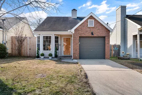 411 Lemont Dr, Nashville, TN 37216