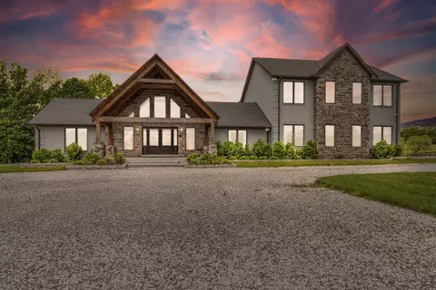Exterior - 3791 Sylvia Rd, Dickson, TN 37055 photo 2 of 14