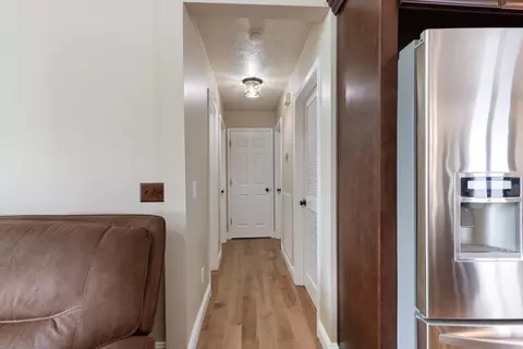 Entry Way - 3791 Sylvia Rd, Dickson, TN 37055 photo 2 of 7